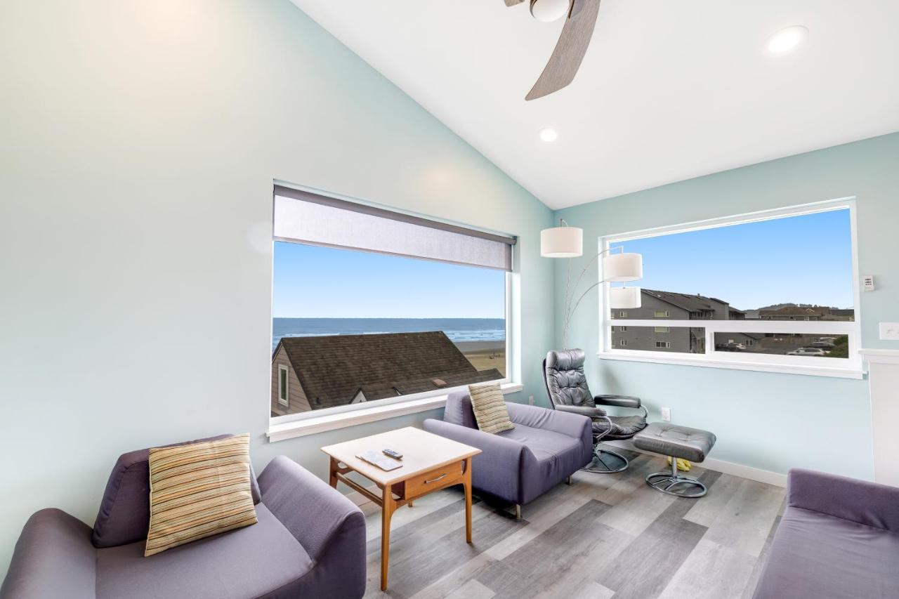 Sea Mist Cottage Newport Exterior photo